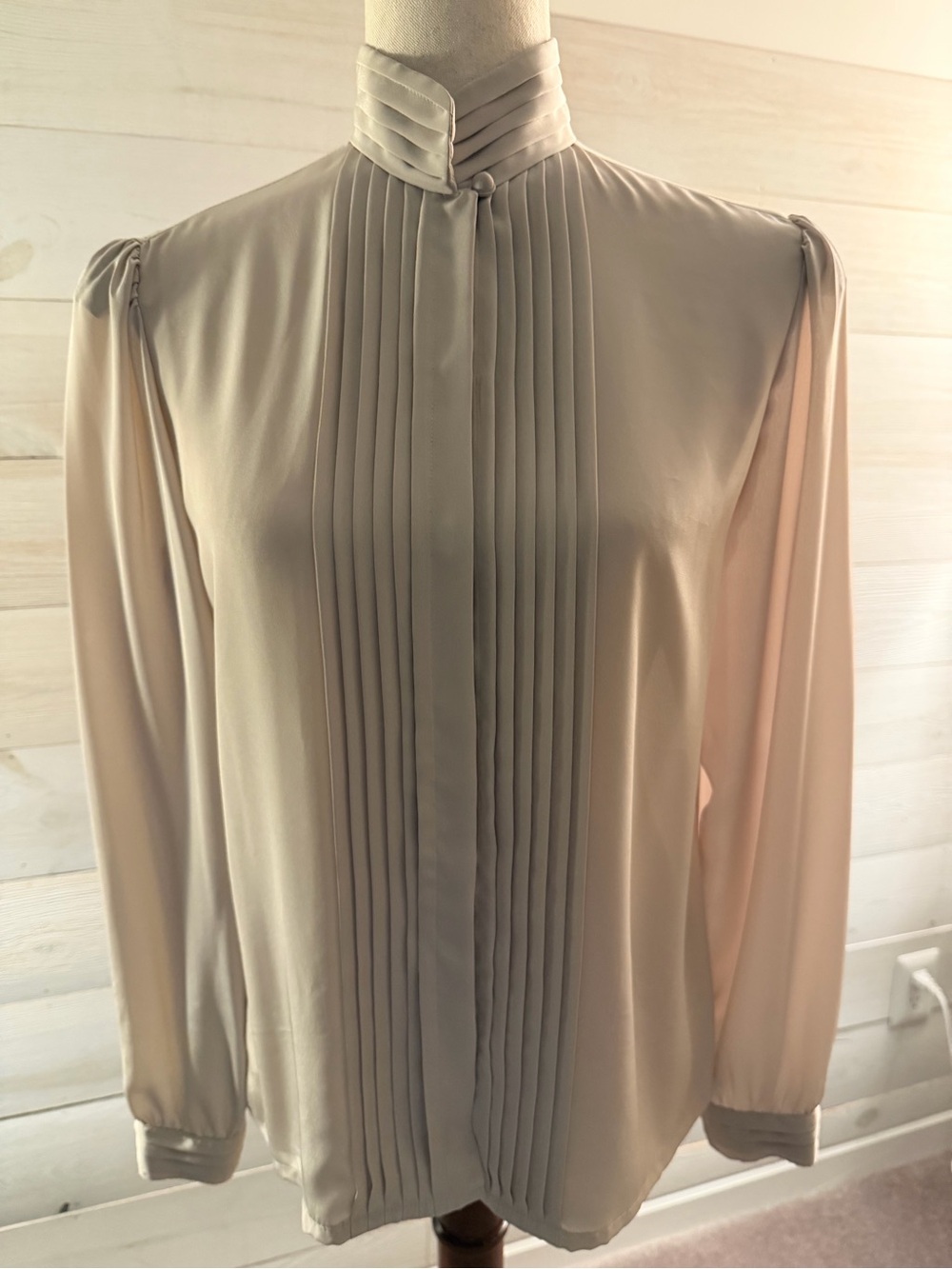 Elegant Vintage Cream Pleated High-Neck Women's Blouse